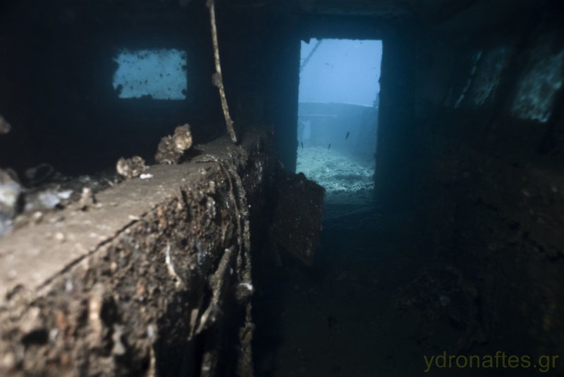 Το ναυάγιο του Eurobulker X -Το φορτηγό πλοίο που κόπηκε στα δύο έξω από τη Χαλκίδα [εικόνες]  | iefimerida.gr 6