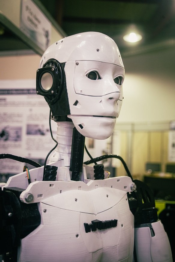 Ο 15χρονος μαθητής από την Καβάλα που κατασκευάζει ανθρωποειδή ρομπότ [εικόνες] | iefimerida.gr 0