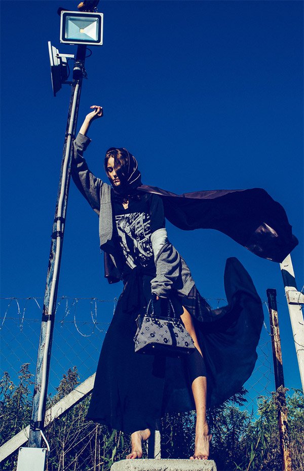 Σάλος στην Ουγγαρία με τα μοντέλα που παριστάνουν τις μετανάστριες [εικόνες] | iefimerida.gr 4