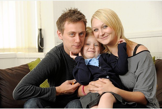 Συγκλονίζει: Το γράμμα ετοιμοθάνατου πατέρα στην κόρη του [εικόνες & βίντεο] | iefimerida.gr 3