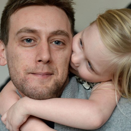 Συγκλονίζει: Το γράμμα ετοιμοθάνατου πατέρα στην κόρη του [εικόνες & βίντεο] | iefimerida.gr 5