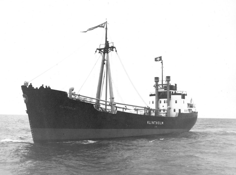 Το πλοίο-φάντασμα στο Γύθειο -Το εγκαταλελειμμένο σκαρί που έγινε η απόλυτη ατραξιόν της περιοχής [εικόνες] | iefimerida.gr 5