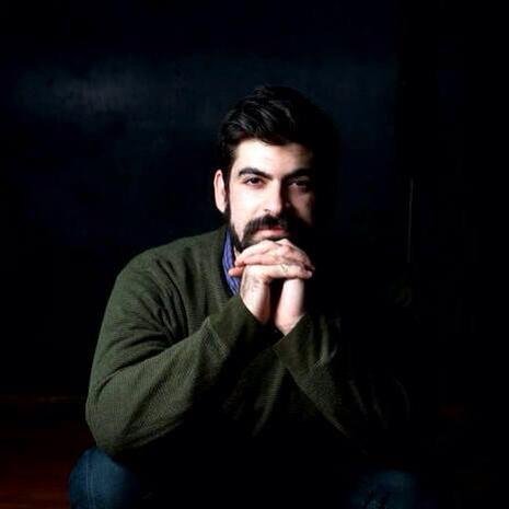 Αυτός είναι ο νεαρός σύντροφος της Τζόυς Ευείδη [εικόνες] | iefimerida.gr 1