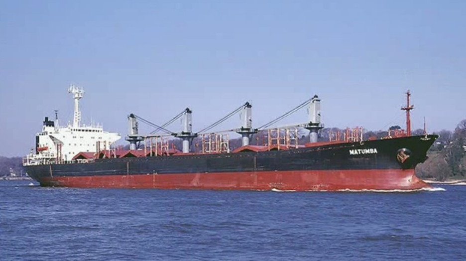 Το ναυάγιο του Eurobulker X -Το φορτηγό πλοίο που κόπηκε στα δύο έξω από τη Χαλκίδα [εικόνες]  | iefimerida.gr 1