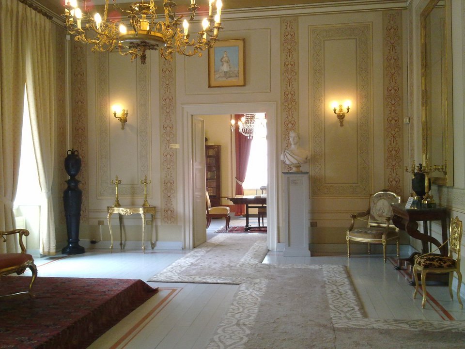 Ενα καφέ στο σπίτι του Οθωνα και της Αμαλίας -Μυστικό στην καρδιά της πόλης [εικόνες] | iefimerida.gr 8