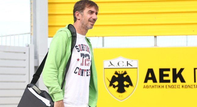 Χαμογελαστός αποχαιρέτησε την ΑΕΚ ο Δέλλας [εικόνες] | iefimerida.gr 4