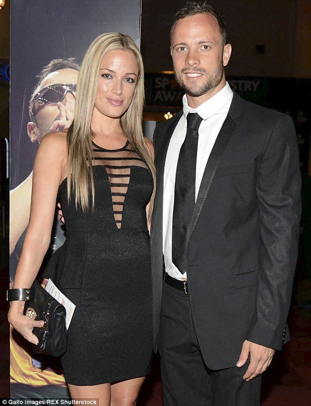 Αποφυλακίστηκε ο Όσκαρ Πιστόριους -Σε κατ'οίκον περιορισμό στο σπίτι-παλάτι του θείου του [εικόνες] | iefimerida.gr 0