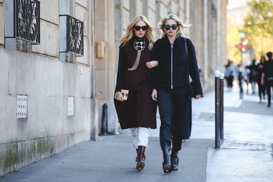 «Τι φοράει αυτή;»: Εβδομάδα μόδας στο Παρίσι και οι Παριζιάνες ντύθηκαν έξαλλα - Ξεχύθηκαν στους δρόμους και εντυπωσίασαν [εικόνες] | iefimerida.gr 3