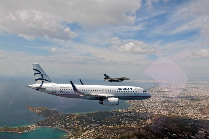 Εντυπωσιακή άσκηση: F16 αναχαιτίζουν Airbus που πετά προς την Αθήνα [εικόνες] | iefimerida.gr 7