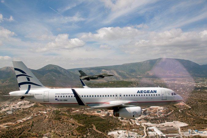 Εντυπωσιακή άσκηση: F16 αναχαιτίζουν Airbus που πετά προς την Αθήνα [εικόνες] | iefimerida.gr 8