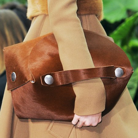 Οχι, τα pony skin αξεσουάρ δεν κατασκευάζονται από δέρμα πόνι -Πώς φτιάχνονται [εικόνες] | iefimerida.gr 4