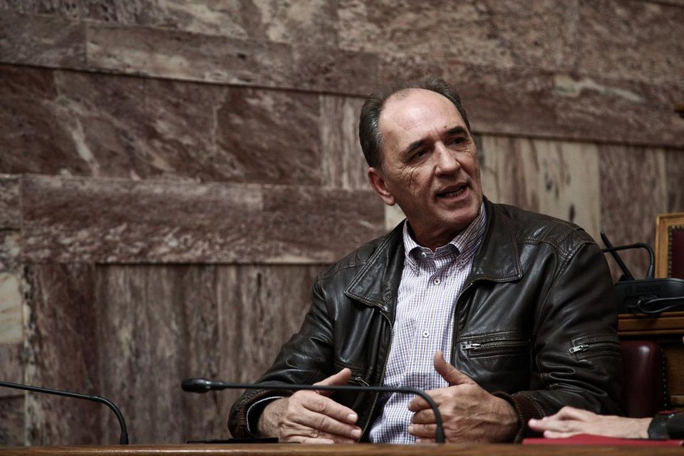 Βουλή: Τα αστεία Τσακαλώτου και το look «ιπτάμενος και τζέντλεμαν» του Σταθάκη [εικόνες] | iefimerida.gr 2