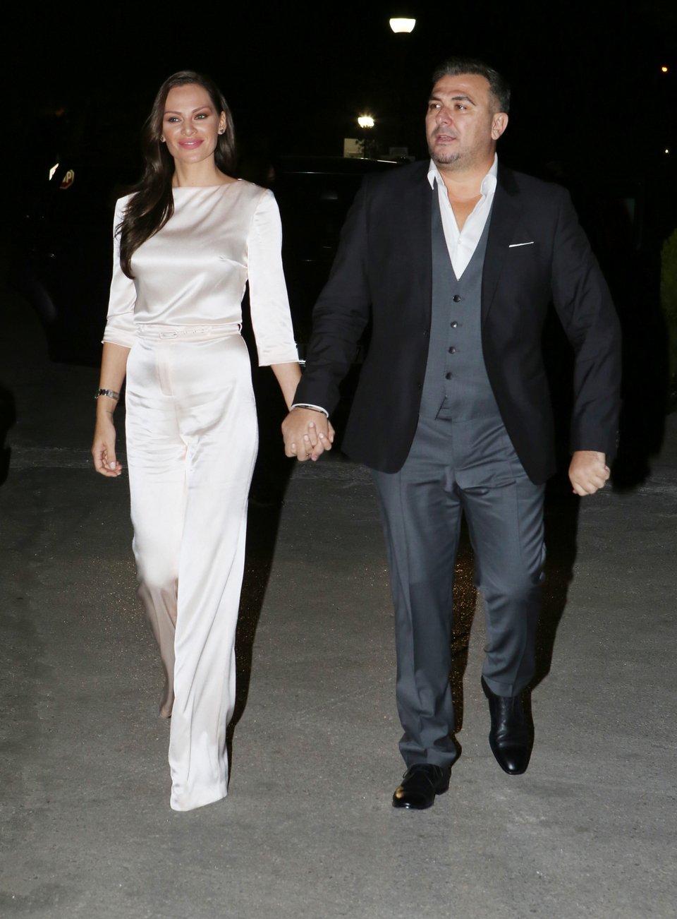 Ο Αντώνης Ρέμος βάφτισε την κόρη του - Το λαμπερό πάρτι και οι διάσημοι καλεσμένοι [εικόνες] | iefimerida.gr 0