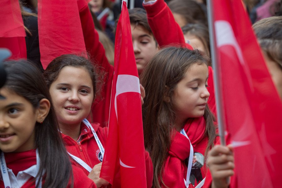 3.000 Τούρκοι στη Θεσσαλονίκη για την επέτειο από τον θάνατο του Κεμάλ – Δεκάδες λεωφορεία στο σπίτι-μουσείο Ατατούρκ [εικόνες] | iefimerida.gr 0