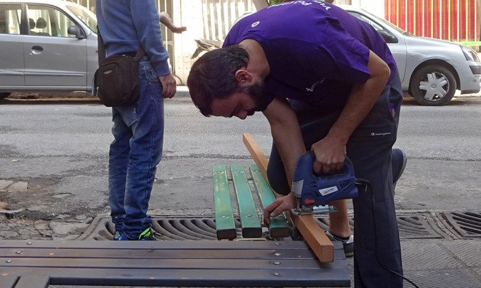 Atenistas - Ανακαταλαμβάνοντας ένα πεζοδρόμιο με θεαματικά αποτελέσματα [εικόνες] | iefimerida.gr 2