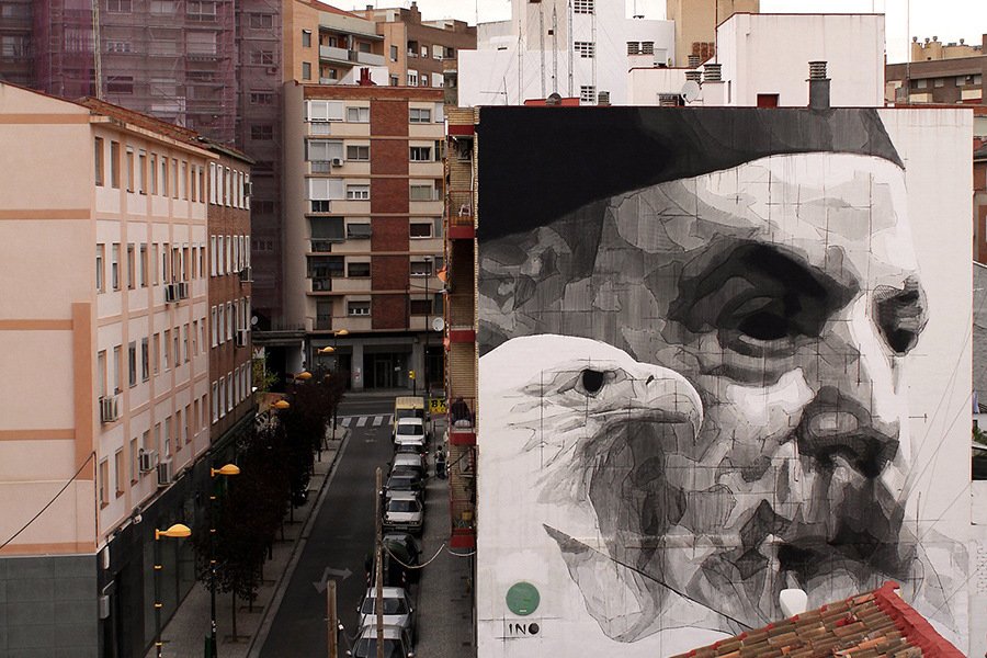 INO: Πίσω από την μάσκα του Ελληνα γκραφιτά που έχει βάψει όλο τον κόσμο [εικόνες] | iefimerida.gr 17