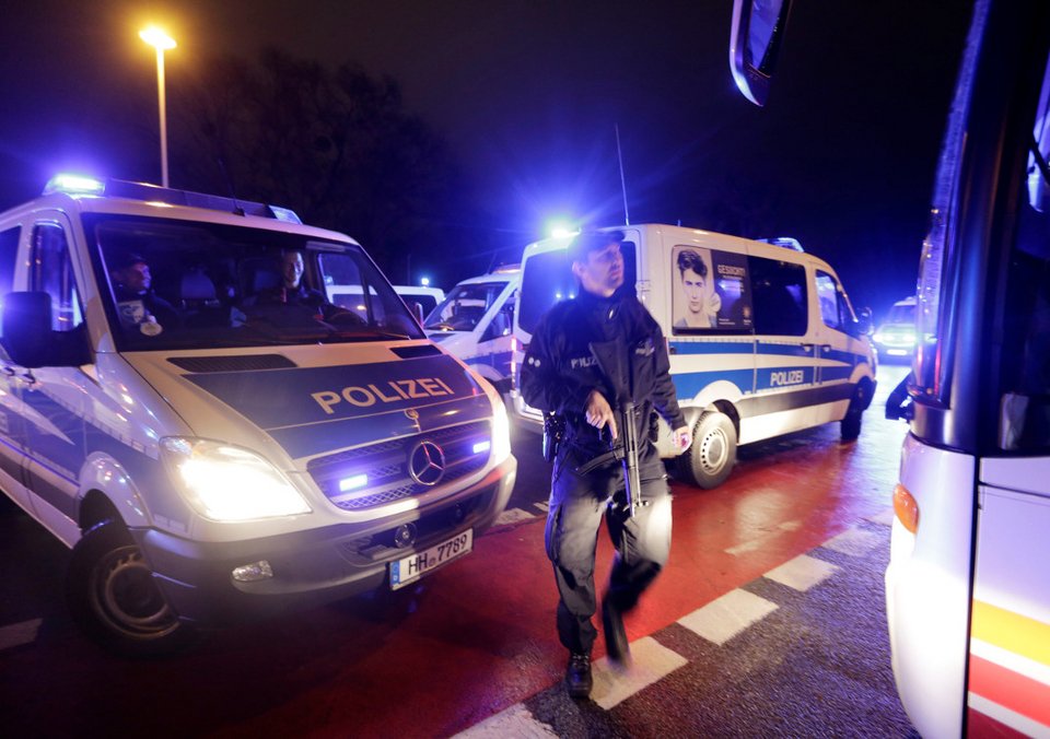 Συναγερμός στο Αννόβερο: Ετοίμαζαν βομβιστικές επιθέσεις σε τρία σημεία! | iefimerida.gr 1
