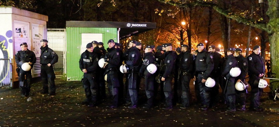 Συναγερμός στο Αννόβερο: Ετοίμαζαν βομβιστικές επιθέσεις σε τρία σημεία! | iefimerida.gr 3