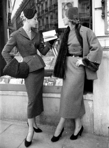 Τι είναι πια αυτά τα... Balmain; Γιατί οι Ελληνίδες έπαθαν παροξυσμό και έκαναν ουρές για ένα ρούχο - Οι Deux Hommes εξηγούν στο iefimerida [εικόνες] | iefimerida.gr 2