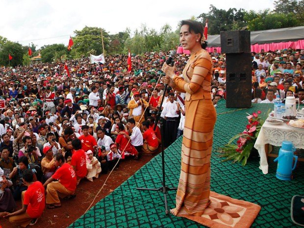 Εκλογές στη Βιρμανία: Φαβορί η διάσημη Suu, Βραβείο Νόμπελ Ειρήνης [εικόνες] | iefimerida.gr 2