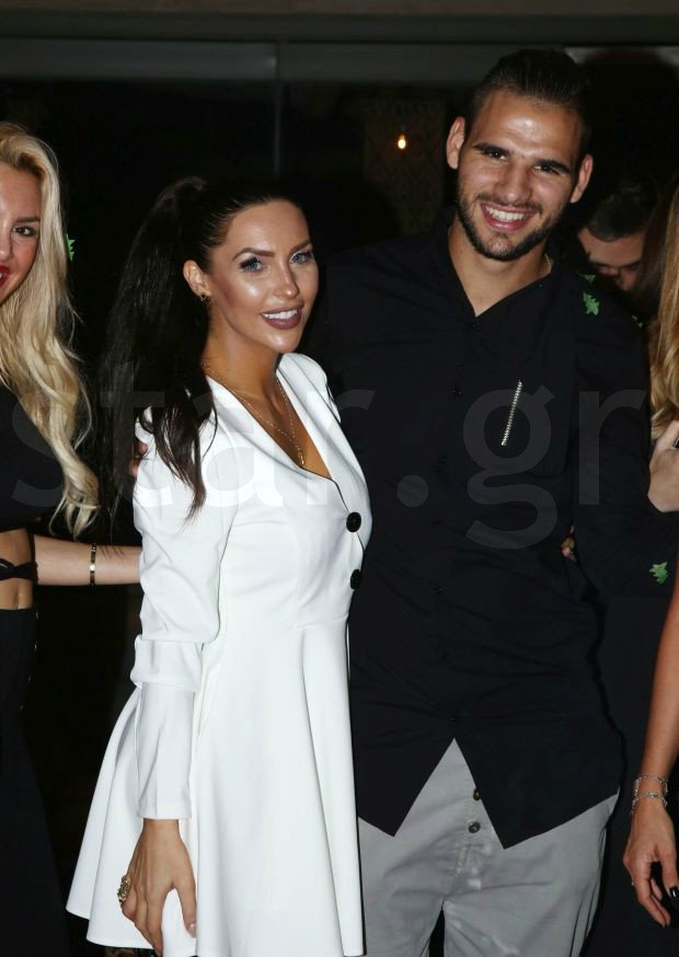 Ζέτα Θεοδωροπούλου: Δείτε την μπότα-υπερπαραγωγή που φόρεσε στα γενέθλια της [εικόνες] | iefimerida.gr 3