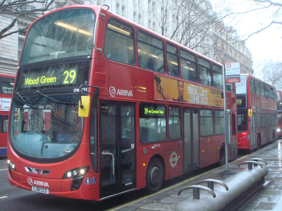 Γιατί χάθηκαν τα παλιά κόκκινα λεωφορεία του Λονδίνου, το έμβλημα της πόλης [εικόνες] | iefimerida.gr 4