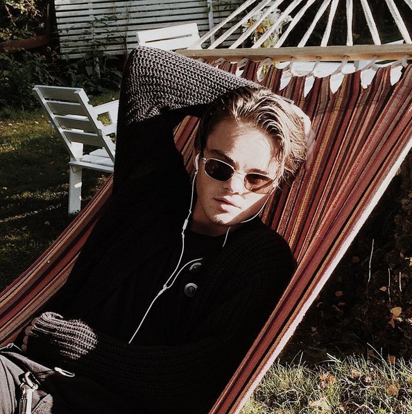 Ο σωσίας του Λεονάρντο ΝτιΚάπριο που έχει τρελάνει το Instagram [εικόνες] | iefimerida.gr 8