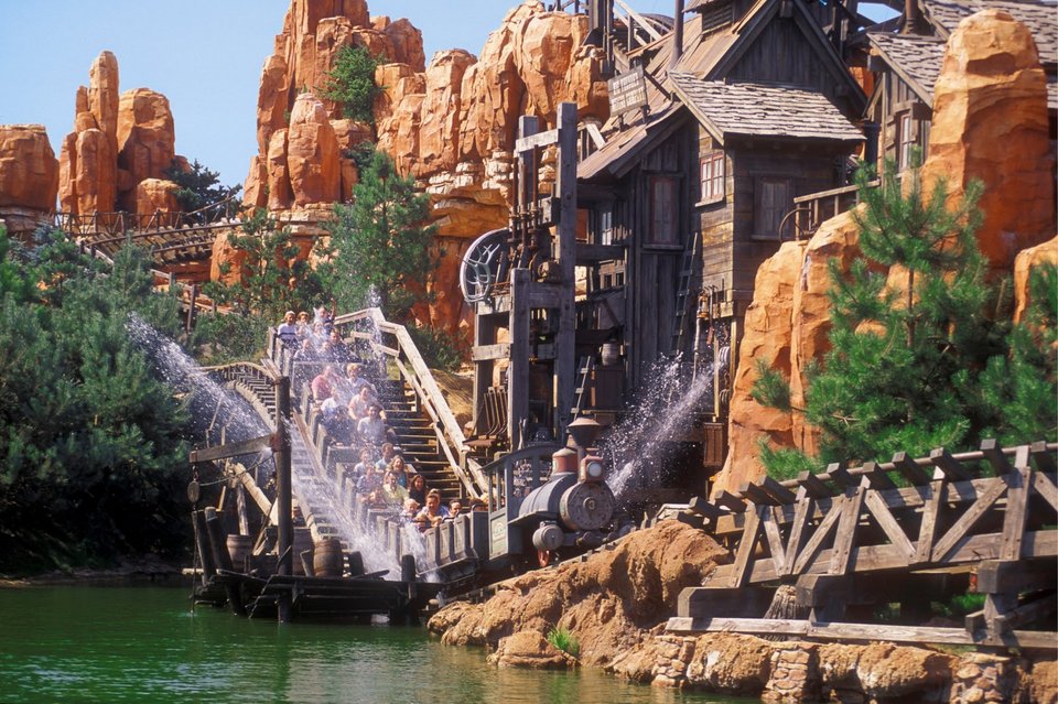 Disneyland στο Παρίσι -Η «αμερικανιά» που κέρδισε τελικά την Ευρώπη [εικόνες] | iefimerida.gr 4