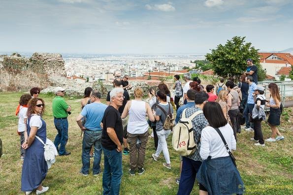 «Αναζητώντας τα ίχνη του ρεμπέτικου»-Ξενάγηση στην Θεσσαλονίκη [εικόνες] | iefimerida.gr 2