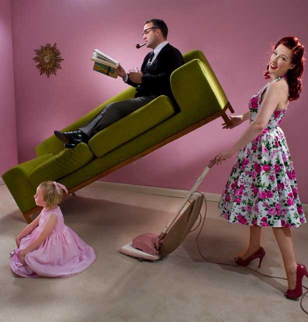 Δουλειές στο σπίτι –Η αιώνια διαμάχη ανδρών και γυναικών [εικόνες] | iefimerida.gr 0