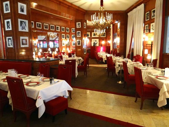 Fouquet's -Το μοναδικό εστιατόριο του Παρισιού που είναι ιστορικό μνημείο [εικόνες] | iefimerida.gr 2