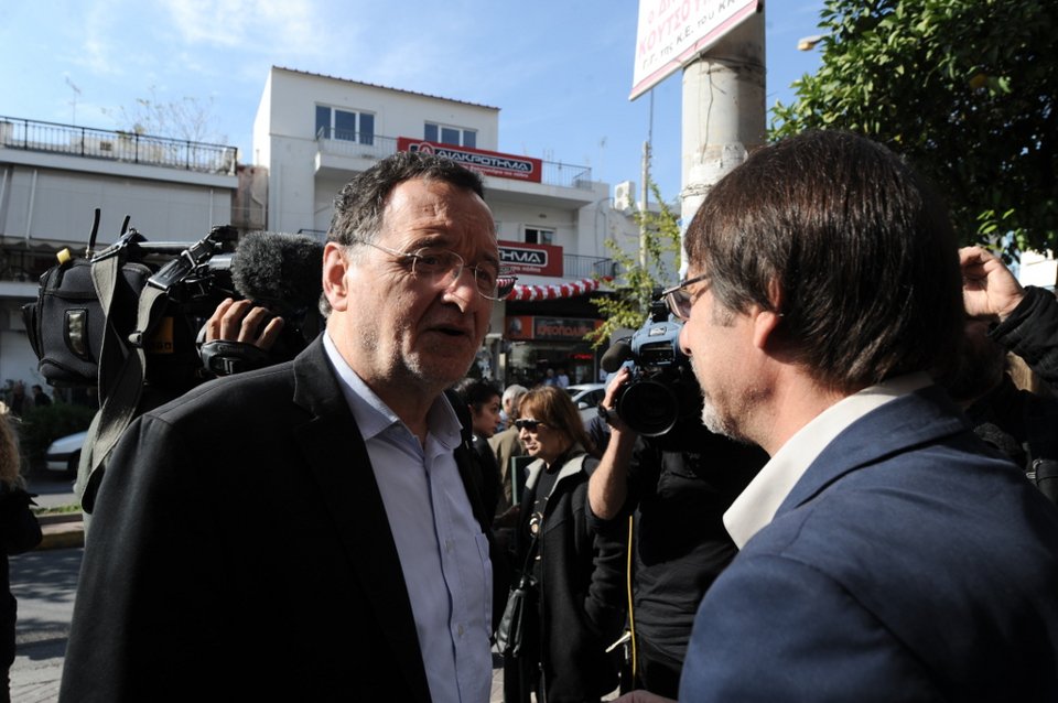 Οδός Παύλου Φύσσα στο Κερατσίνι – Στο σημείο της δολοφονίας του [εικόνες] | iefimerida.gr 11