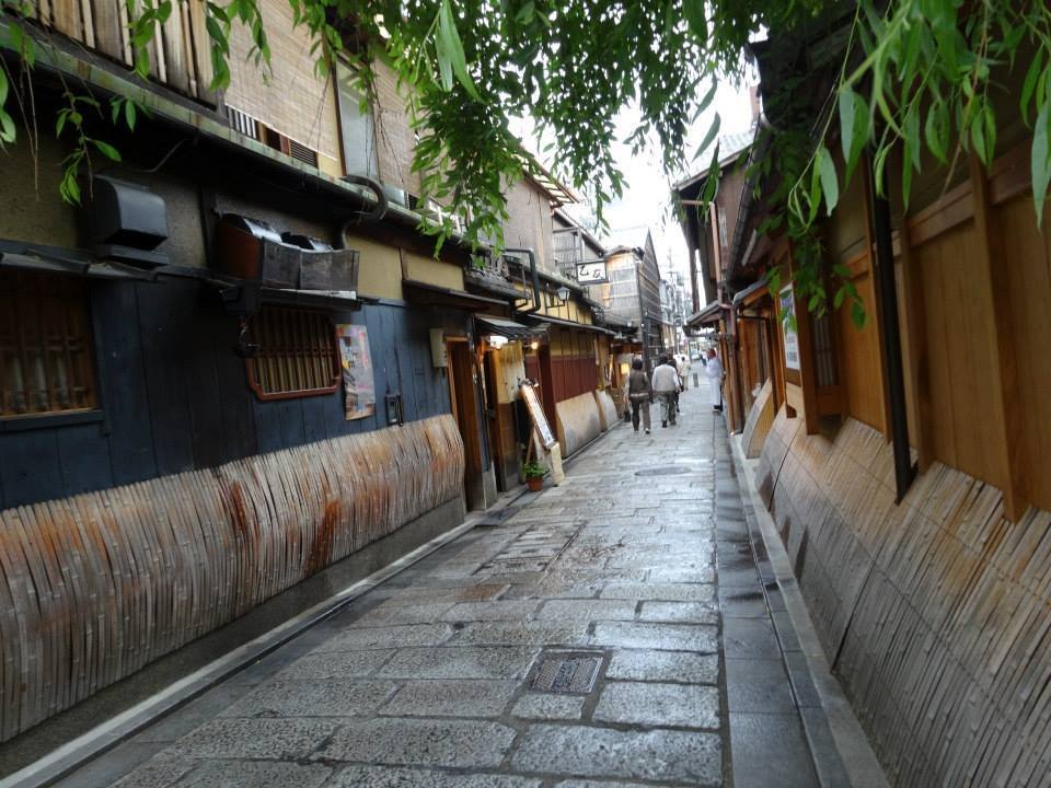 Γιατί υπάρχουν ακόμη γκέισες στην Ιαπωνία -Μια παράξενη ζωή για νεαρές γυναίκες [εικόνες] | iefimerida.gr 11