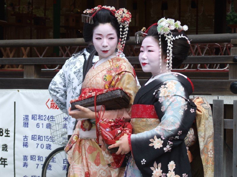 Γιατί υπάρχουν ακόμη γκέισες στην Ιαπωνία -Μια παράξενη ζωή για νεαρές γυναίκες [εικόνες] | iefimerida.gr 6