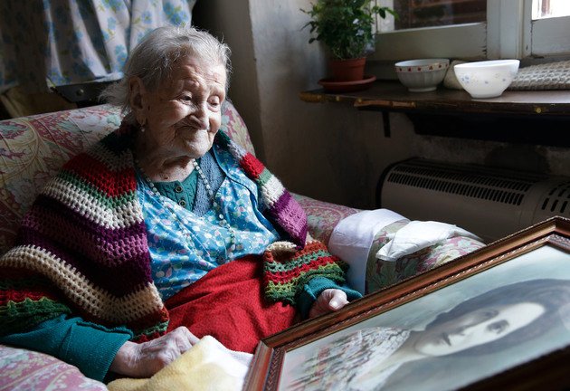 Η γηραιότερη γυναίκα της Ευρώπης: Εκλεισε τα 116  και αποκαλύπτει το μυστικό της [εικόνες]  | iefimerida.gr 2