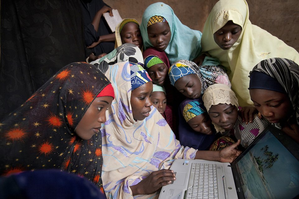 Σε έναν άνισο κόσμο - Γυναίκες αναζητούν μια καλύτερη ζωή [εικόνες] | iefimerida.gr 1