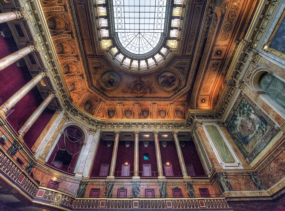 Γιατί ο Ολάντ συγκάλεσε βουλή και γερουσία στο παλάτι των Βερσαλλιών [εικόνες] | iefimerida.gr 5