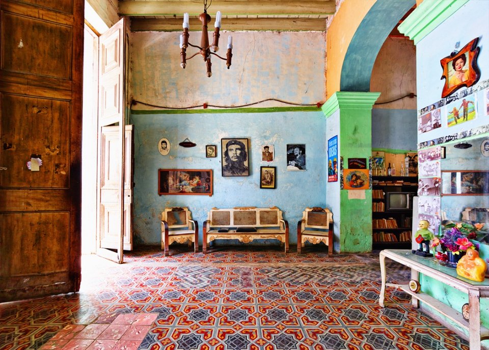 Oι πολυτελείς, τυπικές βίλες της Αβάνας κόβουν την ανάσα - Η απόλυτη ομορφιά μέσα σε ερείπια [εικόνες] | iefimerida.gr 2