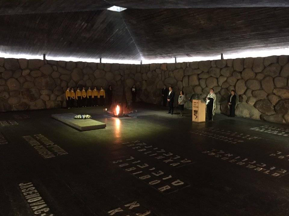 Στο Ισραήλ ο Αλέξης Τσίπρας -Επισκέφθηκε το μουσείο του Ολοκαυτώματος [εικόνες] | iefimerida.gr 2