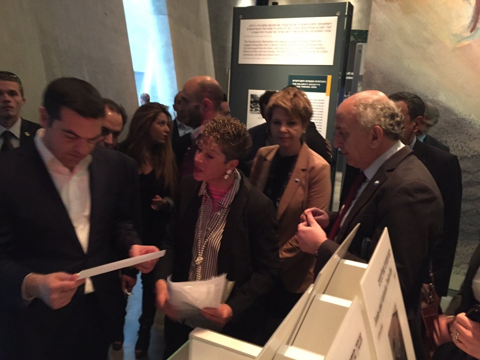 Στο Ισραήλ ο Αλέξης Τσίπρας -Επισκέφθηκε το μουσείο του Ολοκαυτώματος [εικόνες] | iefimerida.gr 5