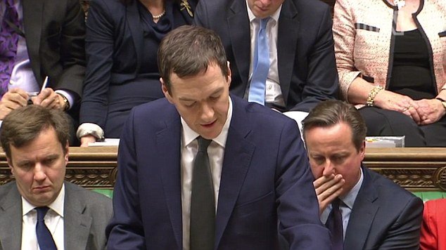 Ο Ντέιβιντ Κάμερον κρυφοτρώει: Κάμερα τον έπιασε στα πράσα -Εκανε ότι χασμουριέται και πέταξε κάτι μέσα στο στόμα του [βίντεο] | iefimerida.gr 0