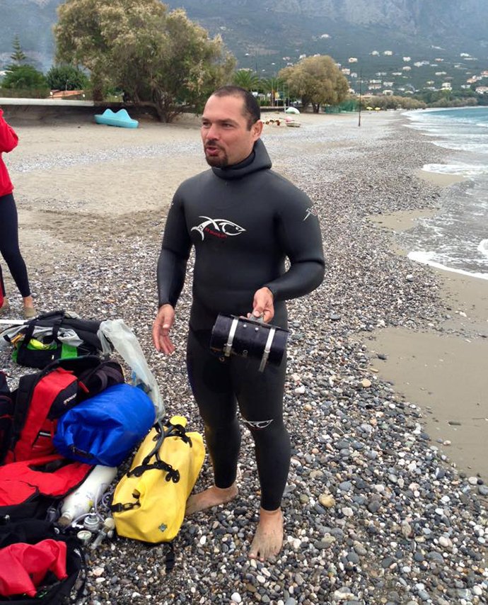 Παγκόσμιο ρεκόρ κατάδυσης στον Μεσσηνιακό κόλπο -Ο Καλαματιανός που βούτηξε στα 146 μέτρα [εικόνες] | iefimerida.gr 1