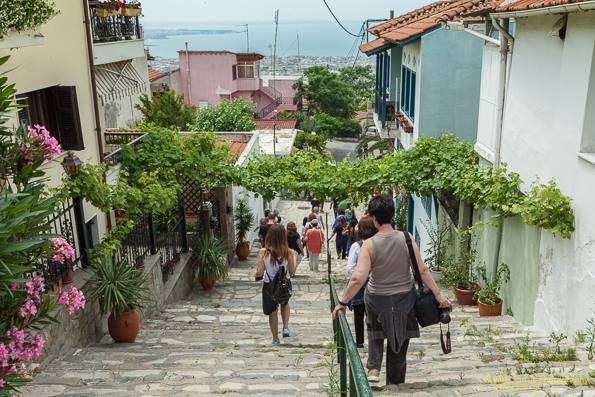 «Αναζητώντας τα ίχνη του ρεμπέτικου»-Ξενάγηση στην Θεσσαλονίκη [εικόνες] | iefimerida.gr 1