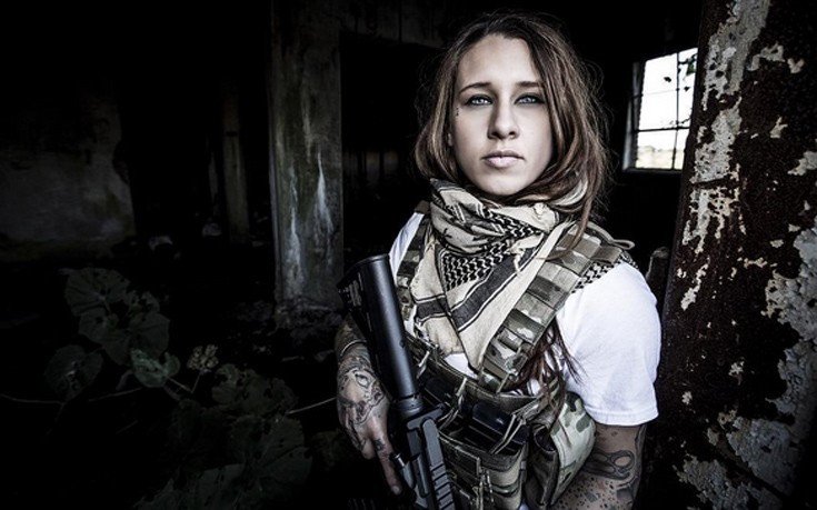 Η πιο όμορφη εκπαιδευμένη δολοφόνος του Ιnstagram: Πλέον καταδιώκει λαθροκυνηγούς [εικόνες]  | iefimerida.gr 0