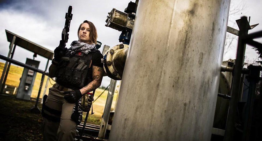 Η πιο όμορφη εκπαιδευμένη δολοφόνος του Ιnstagram: Πλέον καταδιώκει λαθροκυνηγούς [εικόνες]  | iefimerida.gr 6