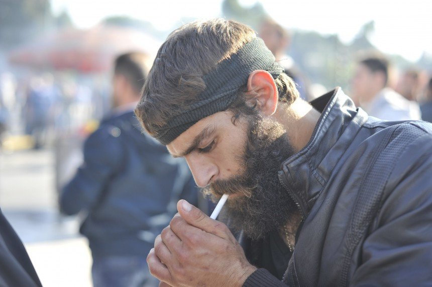 Ο πιο σέξι Κρητικός αγρότης:Τα γαλάζια μάτια του «έσπασαν» τα social media [εικόνες]   | iefimerida.gr 1