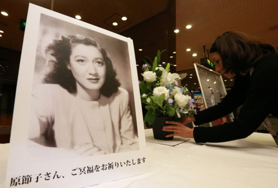 Πέθανε η αγαπημένη ηθοποιός του Ακίρα Κουροσάβα – Η «αιώνια παρθένα» [εικόνες] | iefimerida.gr 5