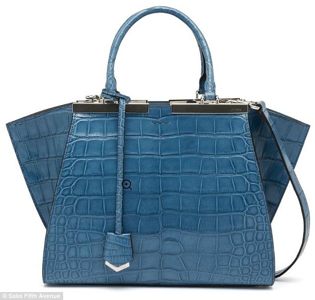 Αυτή η τσάντα είναι η ακριβότερη του Louis Vuitton: Πωλείται αντί 52.000 ευρώ [εικόνες] | iefimerida.gr 3