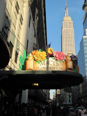 Macy's, γιατί αυτό το κατάστημα της Νέας Υόρκης είναι τόσο διάσημο [εικόνες] | iefimerida.gr 8