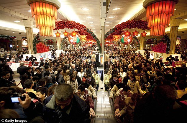 Macy's, γιατί αυτό το κατάστημα της Νέας Υόρκης είναι τόσο διάσημο [εικόνες] | iefimerida.gr 2